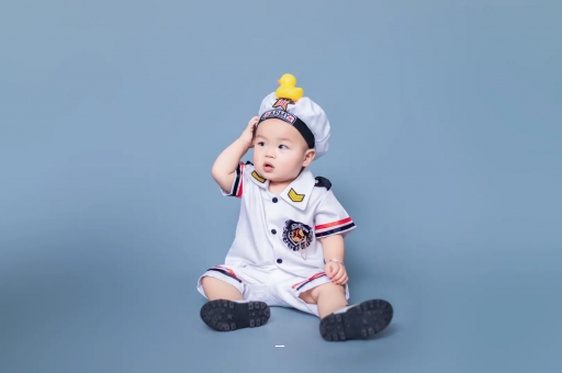 广州代怀试管生子宝宝肚脐有点出血